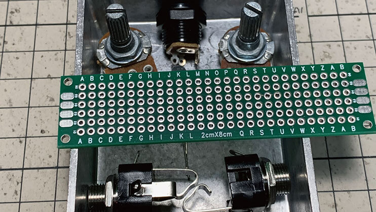 初心者からはじめる「エフェクター自作 講座」〜2 Transistors Fuzzの基板レイアウトを書こう〜 | EFFECTOR  COLLECTION BOX